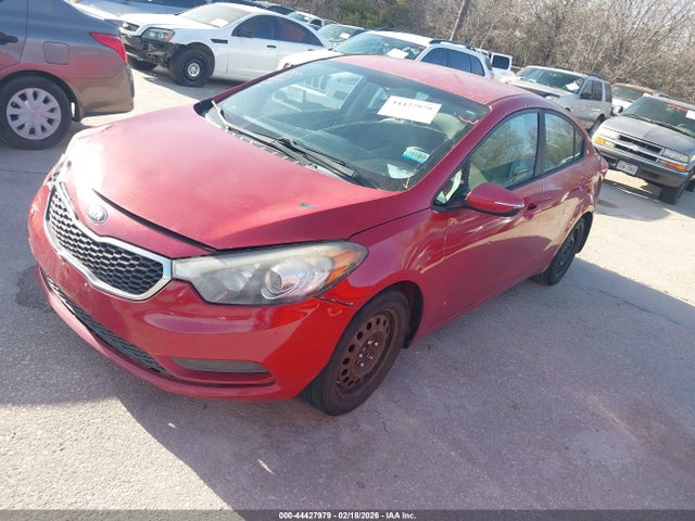 KIA FORTE LX 2016 KNAFX4A66G5532783 Image 2