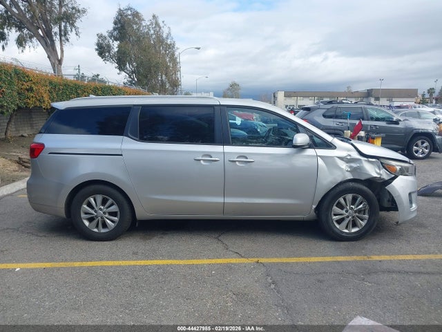 KNDMB5C1XG6175277 KIA SEDONA LX