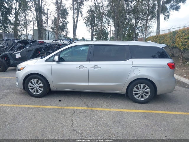 KNDMB5C1XG6175277 KIA SEDONA LX