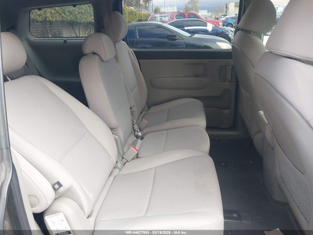 KNDMB5C1XG6175277 KIA SEDONA LX