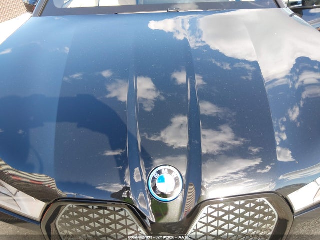 44427993 :رقم المزاد ، WB523CF09RCP90639 vin ، 2024 Bmw Ix Xdrive50 مزاد بيع
