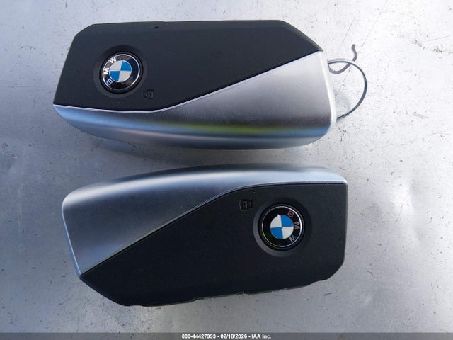 44427993 :رقم المزاد ، WB523CF09RCP90639 vin ، 2024 Bmw Ix Xdrive50 مزاد بيع