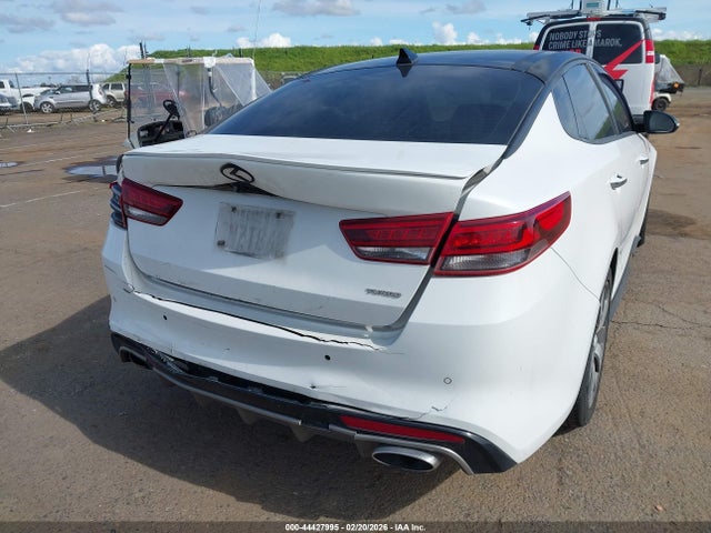 5XXGW4L22GG016002 KIA Optima Sx Turbo