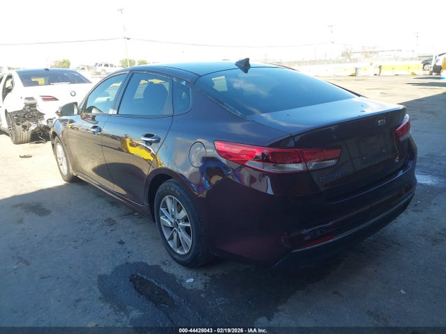 5XXGT4L34HG156121 KIA Optima Lx