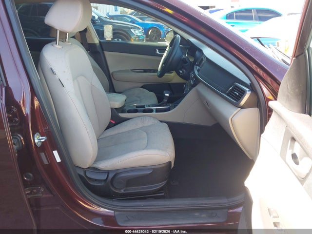 5XXGT4L34HG156121 KIA Optima Lx
