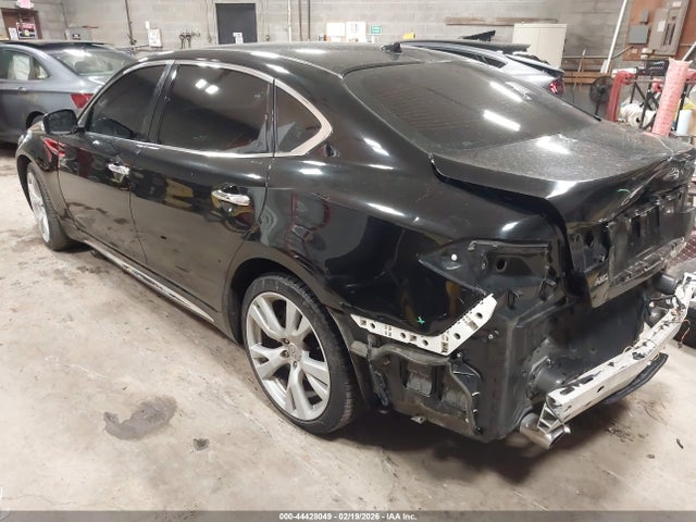 44428049 :رقم المزاد ، JN1BY1PR3HM210045 vin ، 2017 Infiniti Q70l 3.7x مزاد بيع