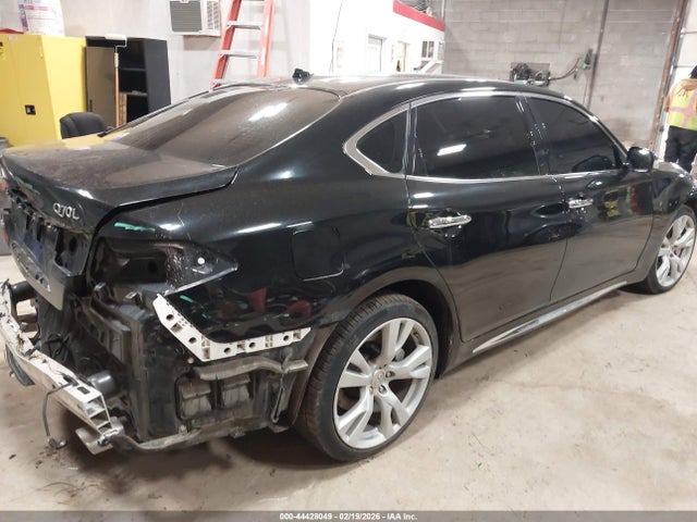 44428049 :رقم المزاد ، JN1BY1PR3HM210045 vin ، 2017 Infiniti Q70l 3.7x مزاد بيع