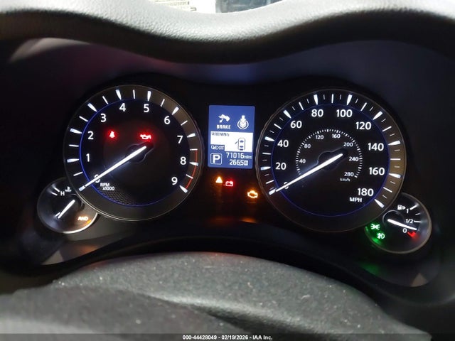 44428049 :رقم المزاد ، JN1BY1PR3HM210045 vin ، 2017 Infiniti Q70l 3.7x مزاد بيع