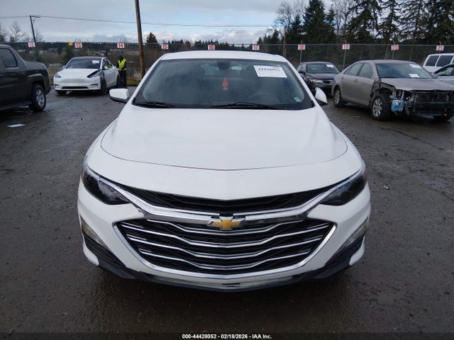 1G1ZD5ST2LF047122 Chevrolet Malibu Fwd Lt