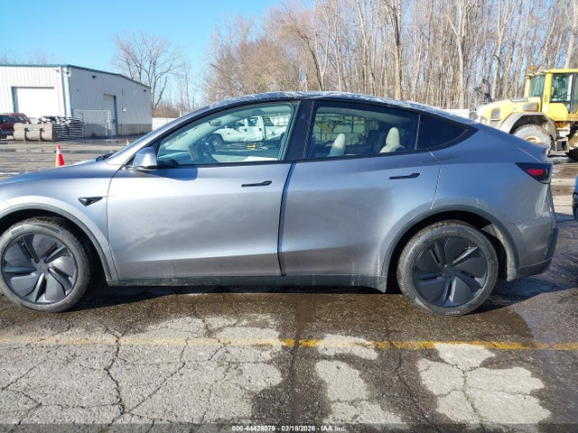 Продаж на аукціоні авто 2026 Tesla Model Y Long Range Launch Series/premium All-wheel Drive, vin: 7SAYGDEE7TF567082, номер лоту: 44428079