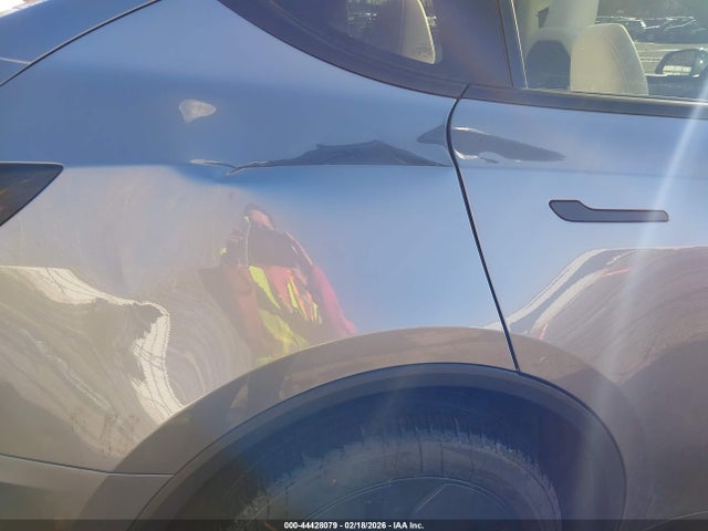 Продаж на аукціоні авто 2026 Tesla Model Y Long Range Launch Series/premium All-wheel Drive, vin: 7SAYGDEE7TF567082, номер лоту: 44428079