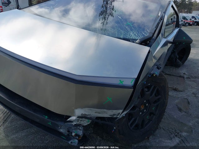 44428090 :رقم المزاد ، 7G2CEHEE3RA052720 vin ، 2024 Tesla Cybertruck Cyberbeast مزاد بيع