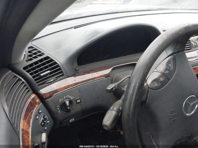 2006 Mercedes-benz S 500 4matic მანქანა იყიდება აუქციონზე, vin: WDBNG84J96A463484, აუქციონის ნომერი: 44428121