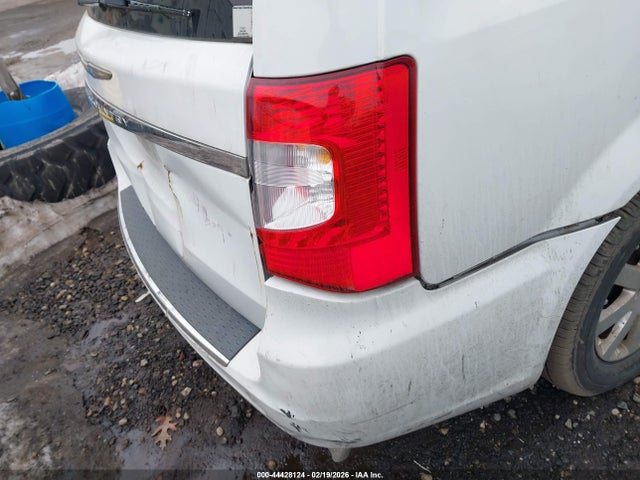 Продажа на аукционе авто 2014 Chrysler Town & Country Touring, vin: 2C4RC1BG8ER156945, номер лота: 44428124