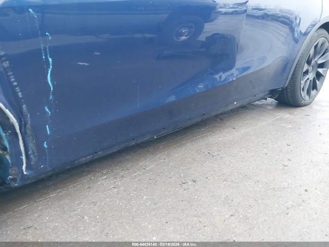 Продаж на аукціоні авто 2021 Tesla Model Y Long Range Dual Motor All-wheel Drive, vin: 5YJYGDEE1MF067420, номер лоту: 44428140