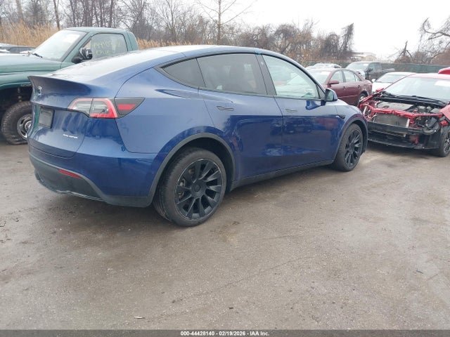Продаж на аукціоні авто 2021 Tesla Model Y Long Range Dual Motor All-wheel Drive, vin: 5YJYGDEE1MF067420, номер лоту: 44428140