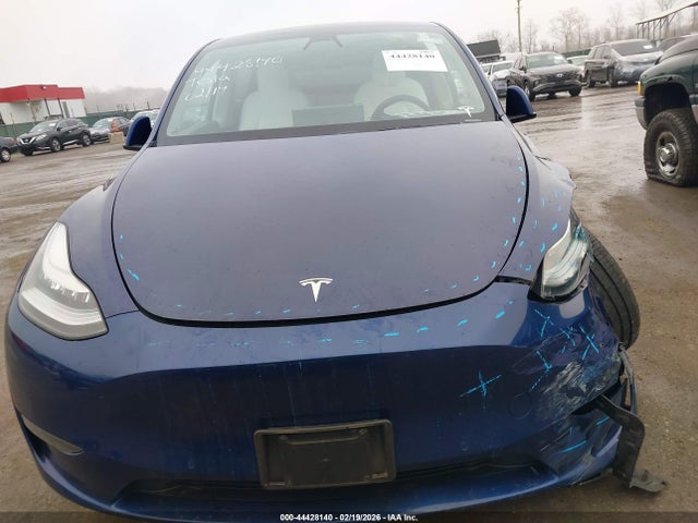 Продаж на аукціоні авто 2021 Tesla Model Y Long Range Dual Motor All-wheel Drive, vin: 5YJYGDEE1MF067420, номер лоту: 44428140