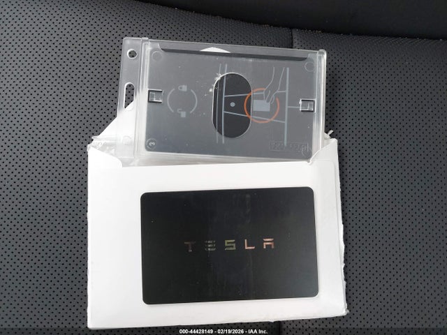 Продаж на аукціоні авто 2026 Tesla Model S All-wheel Drive, vin: 5YJSA1E57TF555923, номер лоту: 44428149