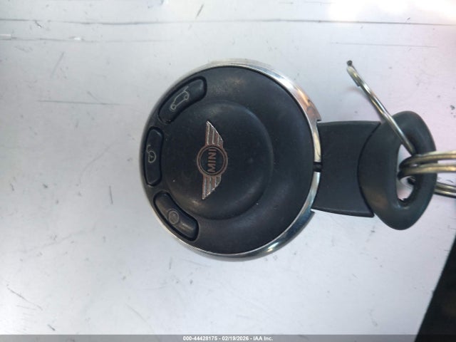 2011 MINI COOPER S WMWSV3C57BTY10372 Photo 10