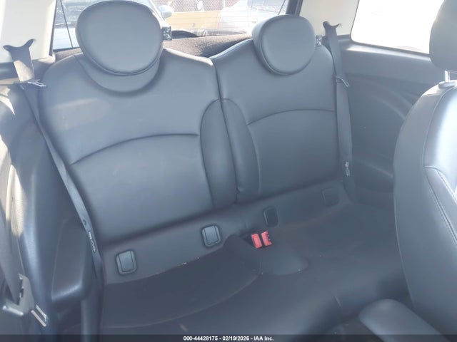 2011 MINI COOPER S WMWSV3C57BTY10372 Photo 7