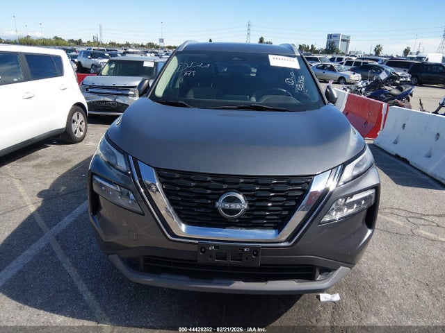 5N1BT3BAXPC683420 Nissan Rogue Sv Fwd