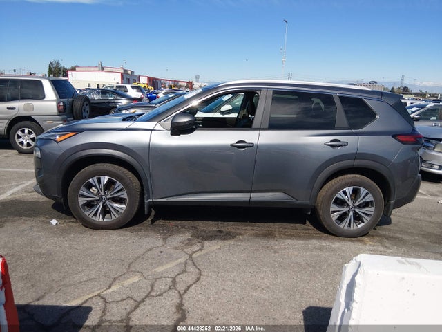 5N1BT3BAXPC683420 Nissan Rogue Sv Fwd