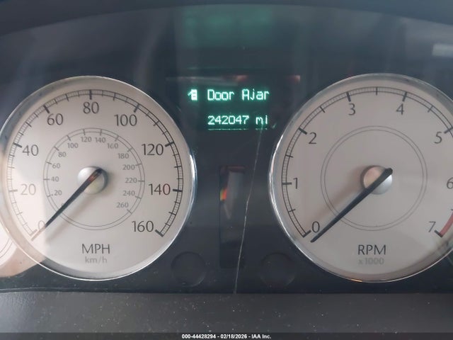 2005 Chrysler 300c მანქანა იყიდება აუქციონზე, vin: 2C3AA63H25H105751, აუქციონის ნომერი: 44428294