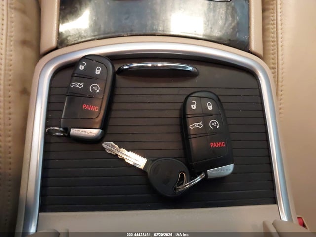 Продажа на аукционе авто 2012 Chrysler 300 Limited, vin: 2C3CCAHG5CH313688, номер лота: 44428431