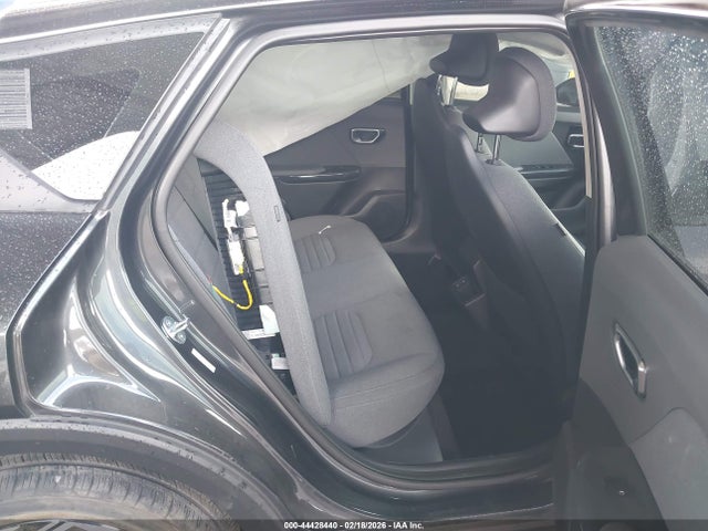 3KPFU4DE6SE017102 KIA K4 Ex