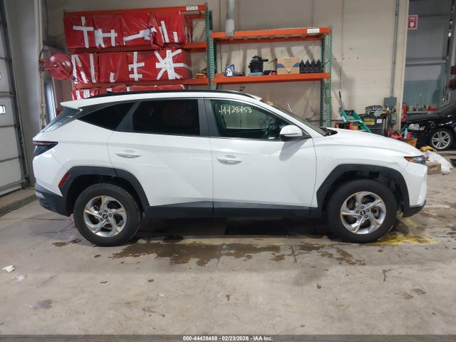 5NMJBCAE9PH195021 Hyundai TUCSON SEL