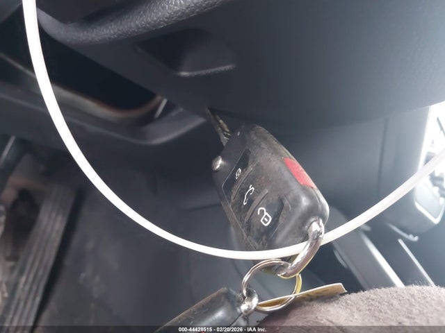Продажа на аукционе авто 2010 Volkswagen Jetta Limited Edition, vin: 3VWRZ7AJ6AM140952, номер лота: 44428515