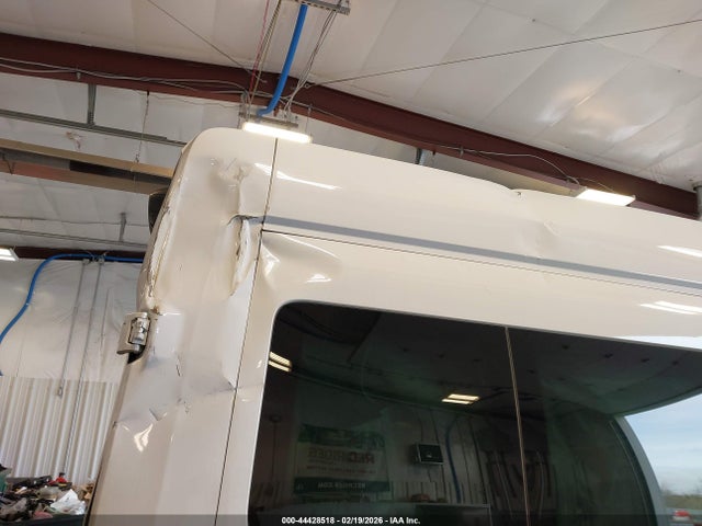 44428518 :رقم المزاد ، 1FBAX2X8XRKA34525 vin ، 2024 Ford Transit-350 Passenger Van مزاد بيع