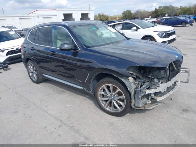 2018 BMW X3 5UXTR9C54JLC82305