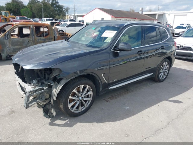2018 BMW X3 5UXTR9C54JLC82305 Photo 1