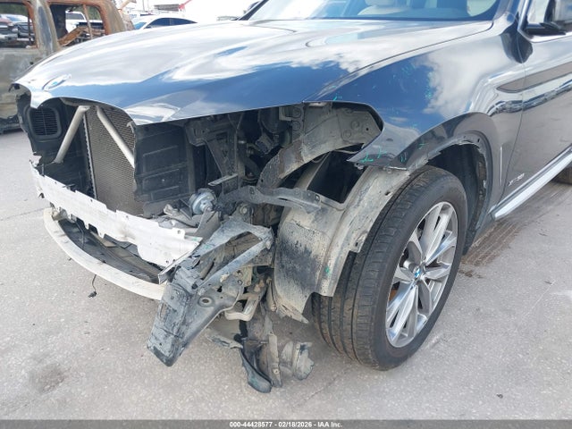 2018 BMW X3 5UXTR9C54JLC82305 Photo 5