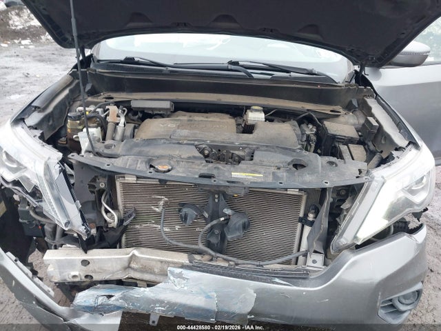 5N1DR2MM8JC648858 Nissan Pathfinder S
