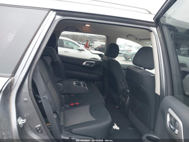 5N1DR2MM8JC648858 Nissan Pathfinder S