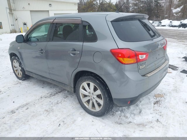 2015 MITSUBISHI OUTLANDER SPORT 4A4AR3AW8FE032360 Photo 2