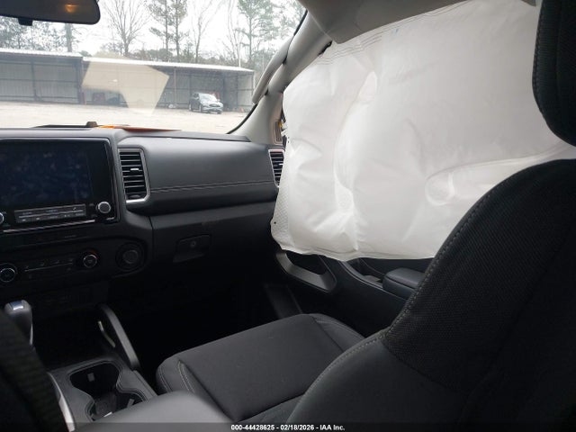 1N6ED1EK0NN679768 Nissan Frontier Sv 4x4