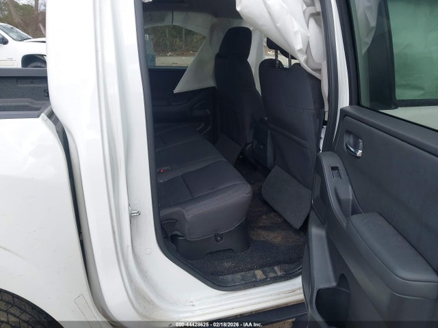 1N6ED1EK0NN679768 Nissan Frontier Sv 4x4