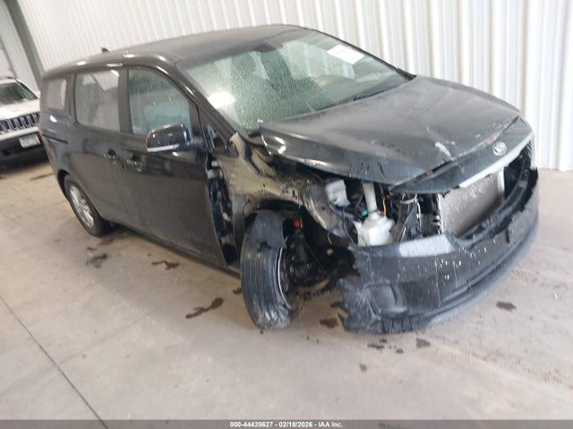2018 KIA SEDONA KNDMA5C11J6388256