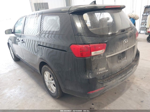 2018 KIA SEDONA KNDMA5C11J6388256 Photo 2