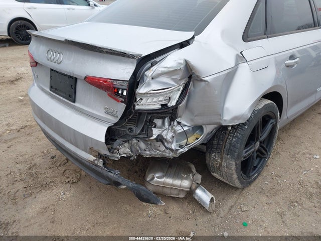 2017 AUDI A4 WAUANAF44HN028739 Photo 5