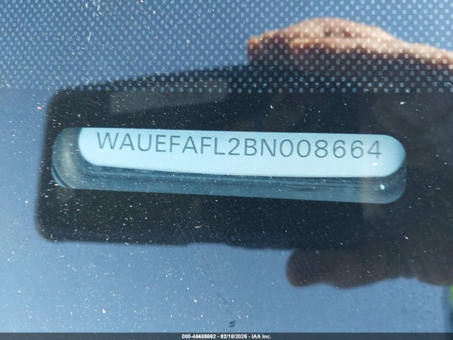 44428662 :رقم المزاد ، WAUEFAFL2BN008664 vin ، 2011 Audi A4 2.0t Premium مزاد بيع