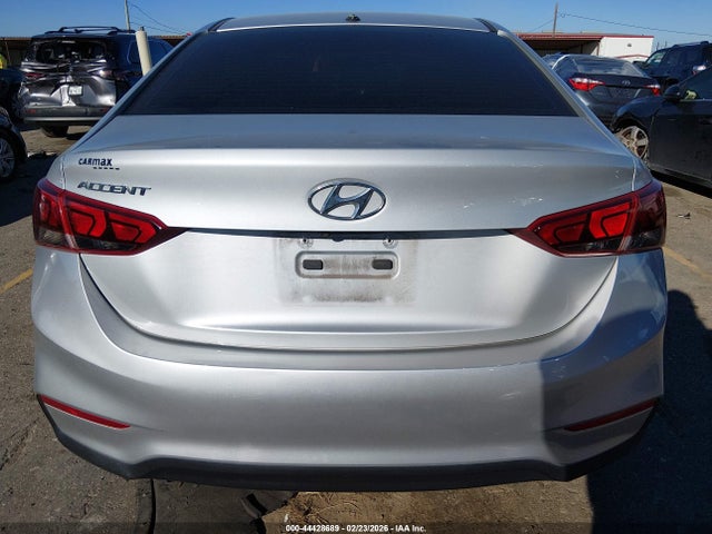 44428689 :رقم المزاد ، 3KPC24A69LE092352 vin ، 2020 Hyundai Accent Se مزاد بيع