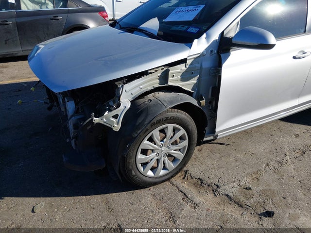 44428689 :رقم المزاد ، 3KPC24A69LE092352 vin ، 2020 Hyundai Accent Se مزاد بيع