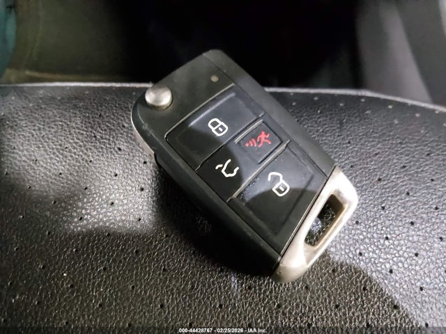 Продажа на аукционе авто 2020 Volkswagen Tiguan 2.0t Se/2.0t Se R-line Black/2.0t Sel, vin: 3VV2B7AX3LM100443, номер лота: 44428767