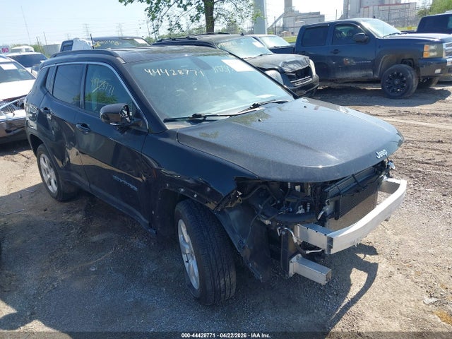 2021 Jeep Compass Latitude 4x4 მანქანა იყიდება აუქციონზე, vin: 3C4NJDBB1MT538045, აუქციონის ნომერი: 44428771