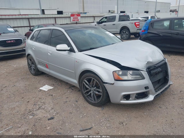 2012 AUDI A3 WAUBJAFM8CA021079