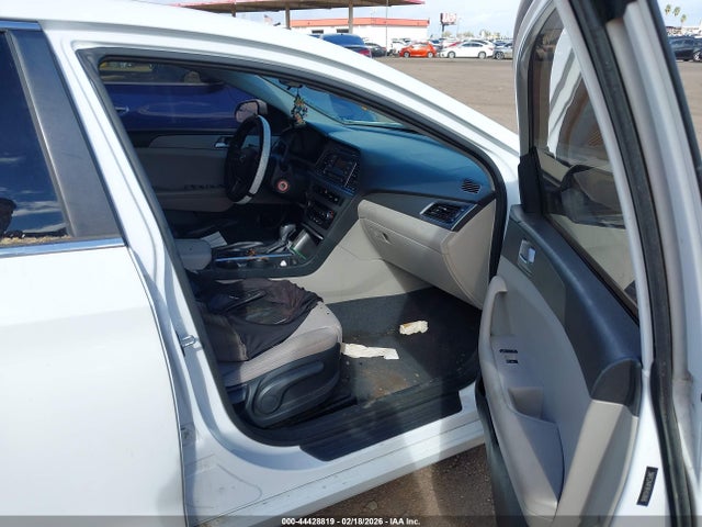 5NPE24AF9FH038686 Hyundai SONATA SE